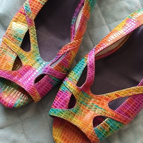 Vaneli VTG Rainbow Slides โค๏ธ๐งก๐๐๐ - Picture 2 of 9